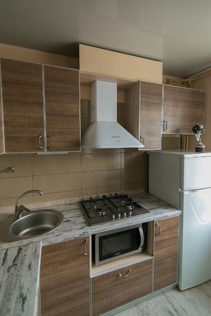 Rent daily an apartment in Sumy on the St. 2-a Kharkivska 5/10 per 370 uah. 