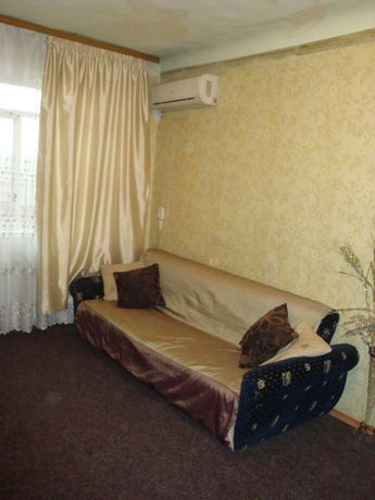 Снять посуточно квартиру в Запорожье на проспект Соборный за 400 грн. 