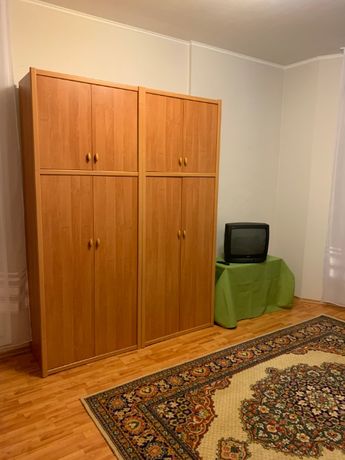 Rent an apartment in Kyiv on the St. Radunska per 10000 uah. 