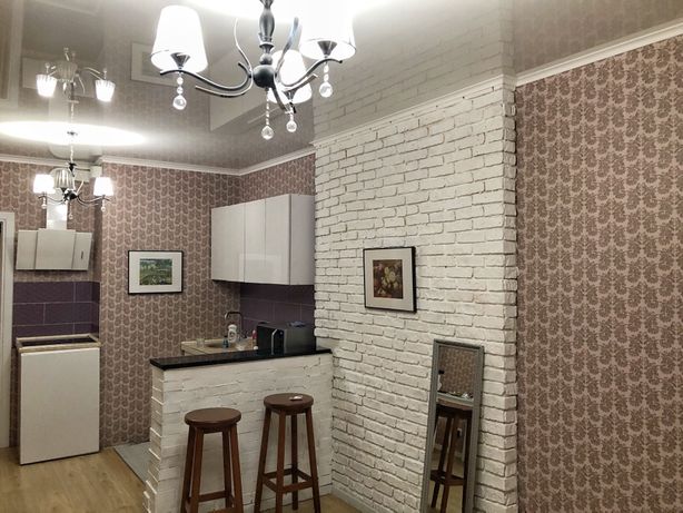 Rent an apartment in Kyiv on the lane Lobachevskoho 7 per 9000 uah. 