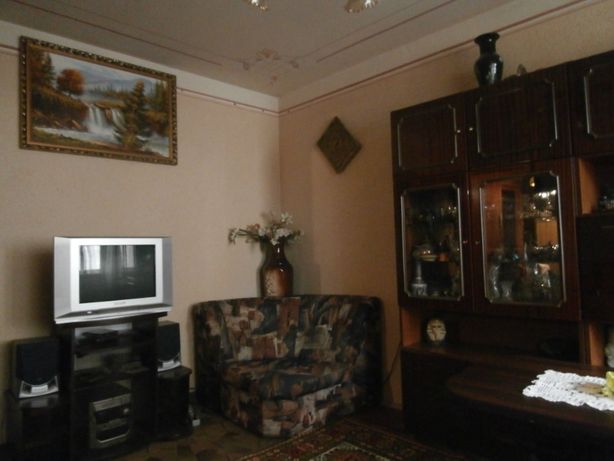 Rent daily an apartment in Lviv on the St. Dovzhenka per 550 uah. 