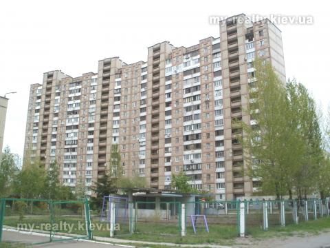 Rent an apartment in Kyiv on the St. Balzaka Onore de 63 per 6000 uah. 