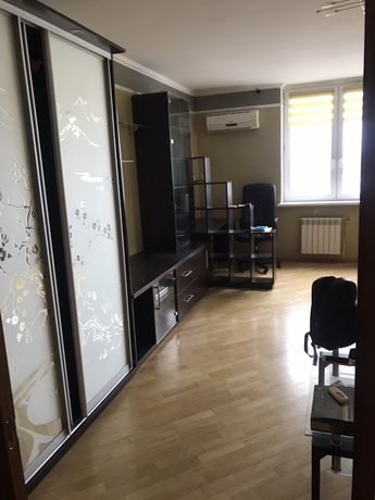 Rent an apartment in Kyiv on the St. Kniazhyi Zaton 21 per 15000 uah. 