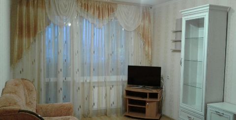 Rent an apartment in Dnipro on the St. Naberezhna per 4500 uah. 