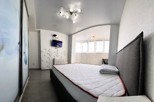 Rent an apartment in Kyiv on the Avenue Lobanovskoho Valeriia 150а per 16000 uah. 