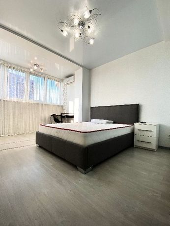 Rent an apartment in Kyiv on the Avenue Lobanovskoho Valeriia 150а per 16000 uah. 