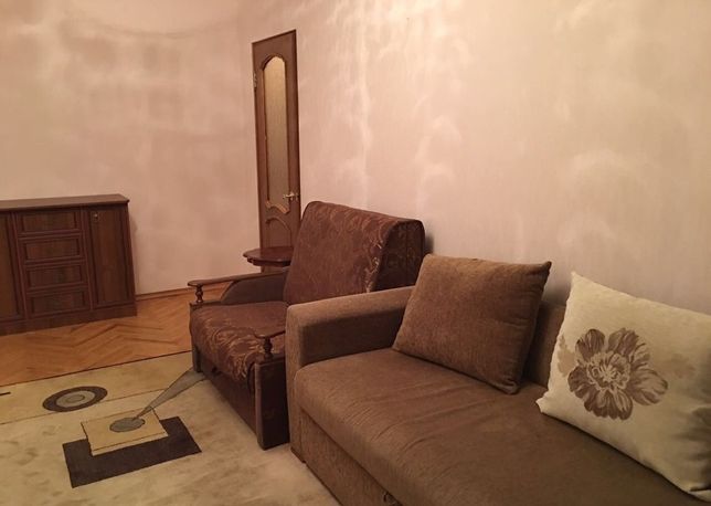 Rent an apartment in Nizhyn on the St. Pokrovska per 2000 uah. 