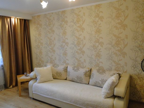 Rent daily an apartment in Odesa on the St. Dobrovolskoho per 400 uah. 