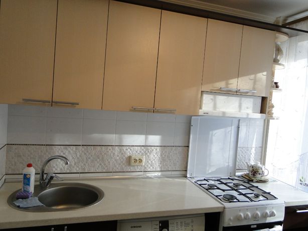 Rent daily an apartment in Odesa on the St. Dobrovolskoho per 400 uah. 