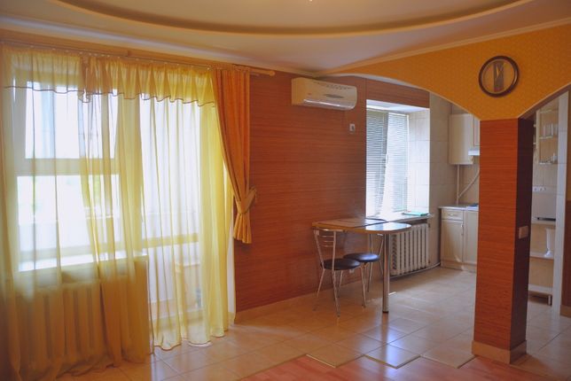 Rent daily an apartment in Kherson on the Avenue Ushakova per 500 uah. 