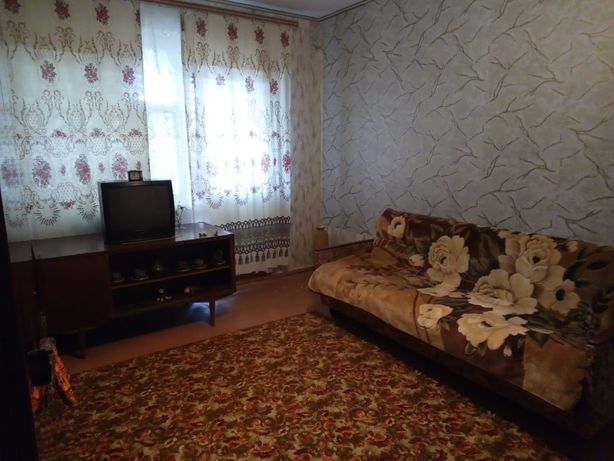 Rent an apartment in Zaporizhzhia in Khortytskyi district per 2000 uah. 