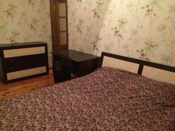 Rent daily an apartment in Vinnytsia on the Avenue Kotsiubynskoho per 270 uah. 