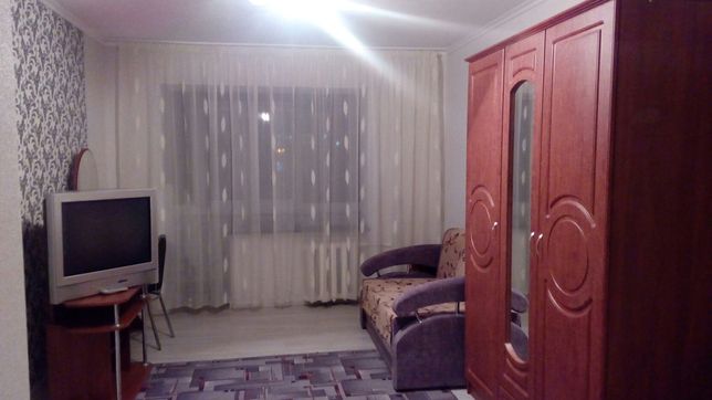 Rent daily an apartment in Poltava on the St. Stritenska 17 per 400 uah. 