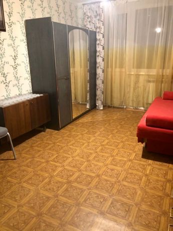Rent an apartment in Kharkiv on the St. Heroiv Pratsi 17Б per 6700 uah. 