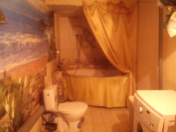 Rent a room in Kyiv near Metro Zhitomirska per 2000 uah. 