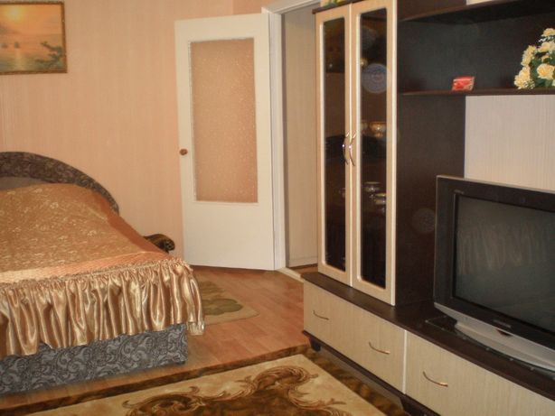 Rent daily an apartment in Bila Tserkva on the St. selekstantsiia Oleksandriia per 400 uah. 