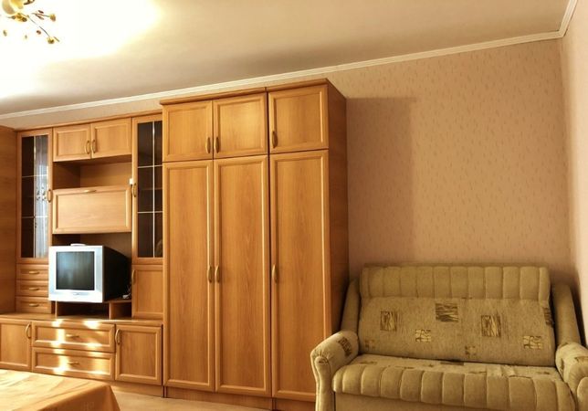 Rent an apartment in Kryvyi Rih on the St. Lermontova per 3300 uah. 