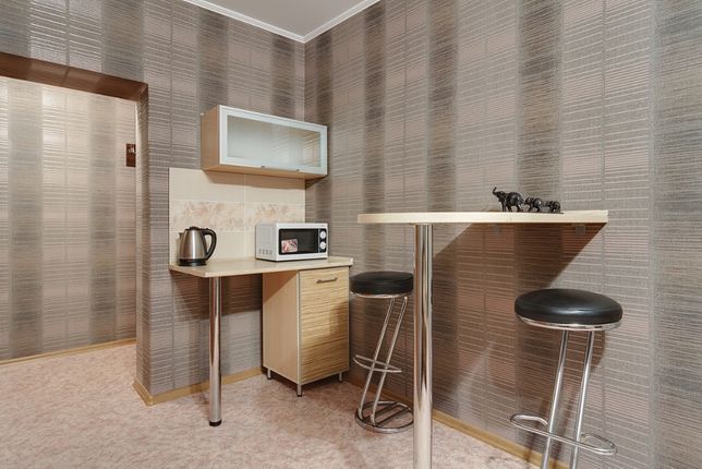 Rent daily an apartment in Kharkiv on the St. Vladyslava Zubenka per 350 uah. 