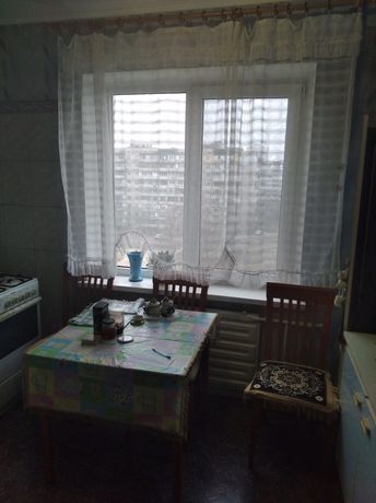 Rent an apartment in Kyiv on the St. Hertsena per 10000 uah. 