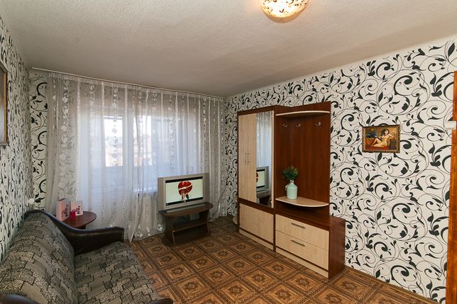 Rent daily an apartment in Sumy on the St. Soborna 42 per 370 uah. 
