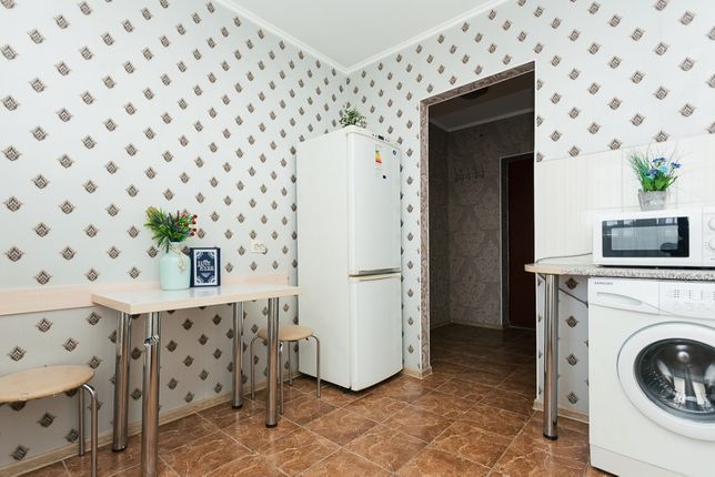 Rent daily an apartment in Sumy on the St. Petropavlivska per 300 uah. 