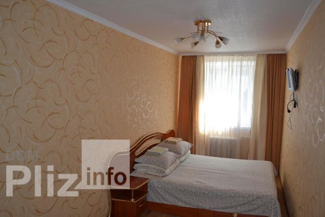 Зняти подобово квартиру в Кам’янець-Подільському за 400 грн. 