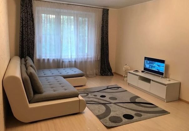 Rent a room in Kyiv on the St. Cheliabinska 11 per 3400 uah. 