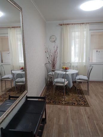 Rent an apartment in Odesa on the lane Viliamsa akademika per 6500 uah. 