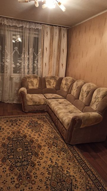 Rent an apartment in Kryvyi Rih on the St. Admirala Holovka 7 per 5000 uah. 