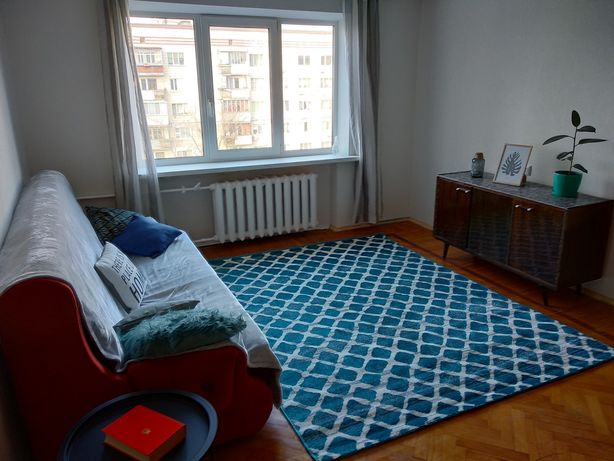 Rent an apartment in Kyiv on the St. Entuziastiv 3 per 12500 uah. 