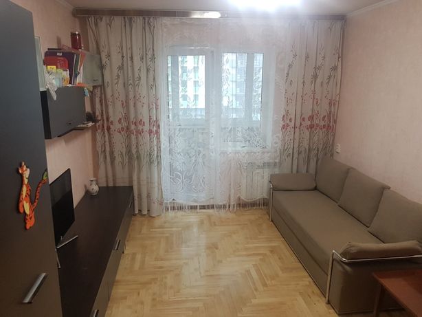 Rent a room in Kyiv near Metro Kharkivska per 5000 uah. 