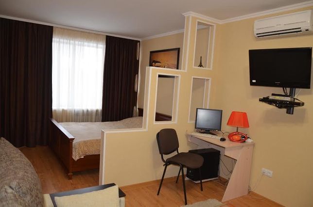 Rent daily an apartment in Mykolaiv on the St. Soborna per 499 uah. 