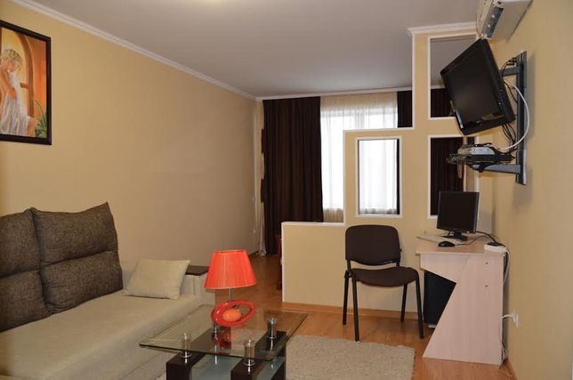 Rent daily an apartment in Mykolaiv on the St. Soborna per 499 uah. 