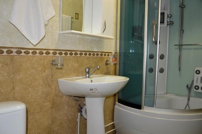 Rent daily an apartment in Mykolaiv on the St. Soborna per 499 uah. 