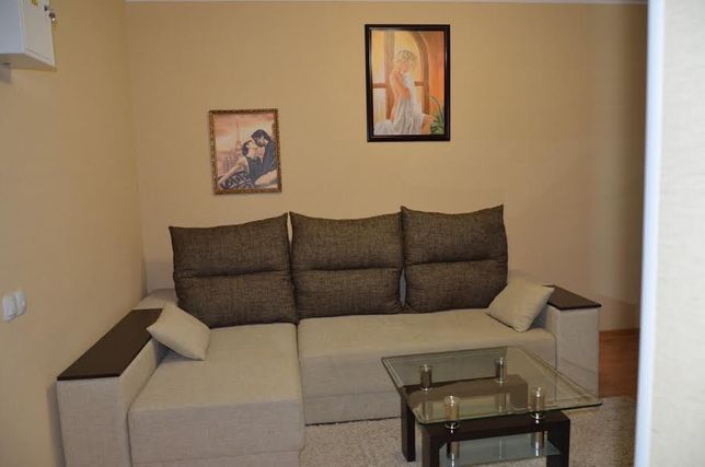 Rent daily an apartment in Mykolaiv on the St. Soborna per 499 uah. 