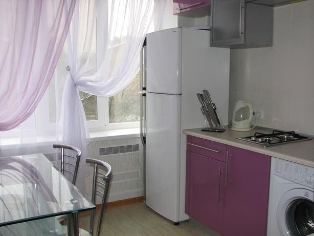 Rent daily an apartment in Mykolaiv on the St. Soborna per 499 uah. 