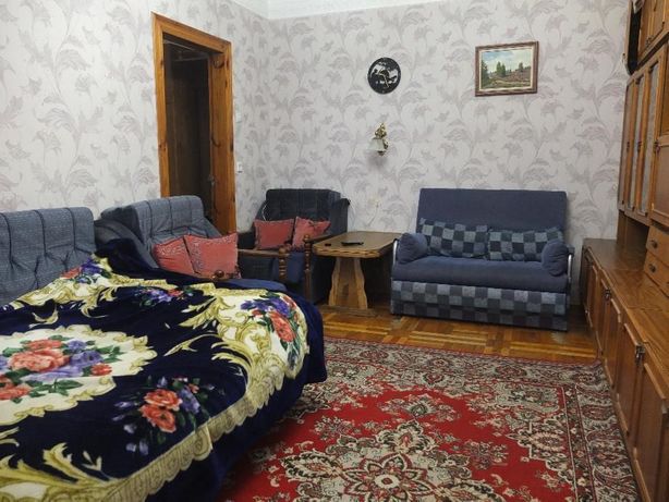 Rent an apartment in Ivano-Frankivsk on the St. Halytska per 3200 uah. 