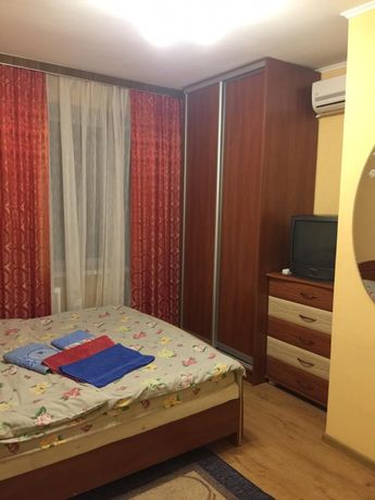 Rent daily an apartment in Kyiv on the Naberezhno-Pecherska road per 600 uah. 