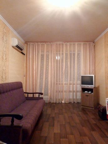 Зняти подобово квартиру в Кривому Розі в Покровському районі за 270 грн. 
