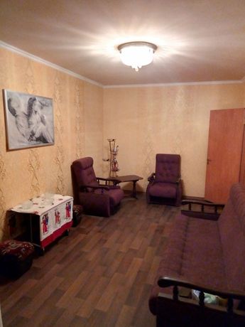Снять посуточно квартиру в Кривом Роге в Покровском районе за 270 грн. 