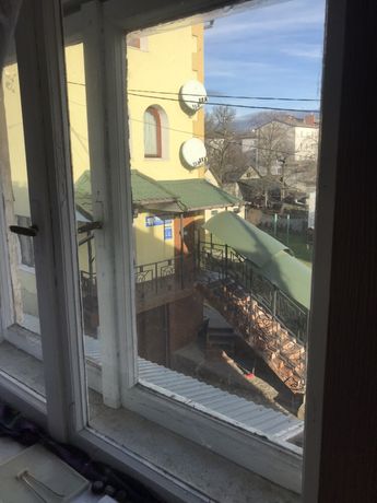 Снять квартиру в Киеве на ул. Леси Украинки 86 за 4000 грн. 