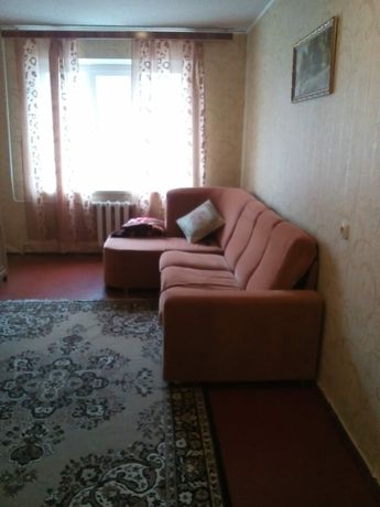 Rent an apartment in Chernihiv on the St. Nezalezhnosti 16 per 5000 uah. 