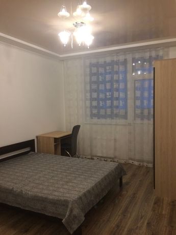 Зняти квартиру в Києві на вул. Герцена 35а за 12500 грн. 