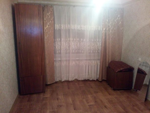 Зняти кімнату в Києві біля ст.м. Дорогожичі за 4000 грн. 