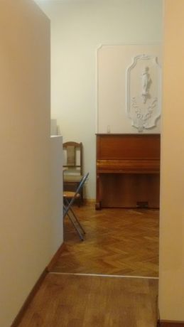 Rent daily a room in Lviv on the St. Prostora per 500 uah. 