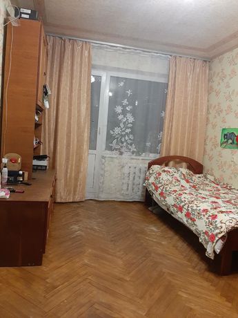 Rent a room in Kyiv on the St. Spokiina per 2500 uah. 