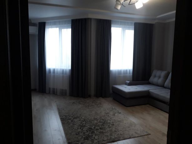 Rent an apartment in Lviv on the St. Linkolna per 11300 uah. 