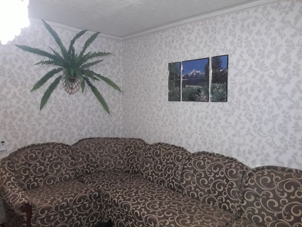 Rent an apartment in Melitopol per 4000 uah. 