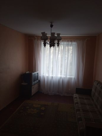 Rent an apartment in Kropyvnytskyi on the St. Poltavska per 4500 uah. 