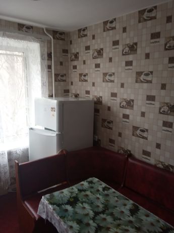 Rent an apartment in Kropyvnytskyi on the St. Poltavska per 4500 uah. 